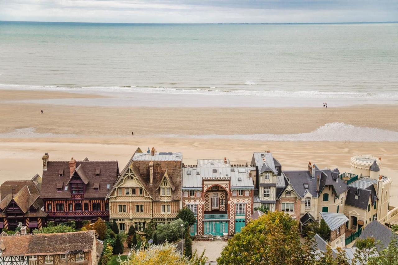 Les Tamaris - Studio With Sea View - Trouville-Sur-Mer Luaran gambar