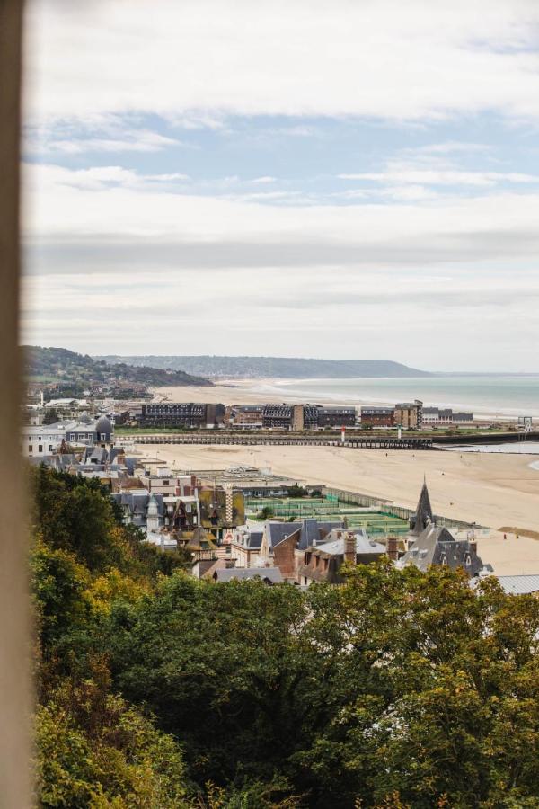 Les Tamaris - Studio With Sea View - Trouville-Sur-Mer Luaran gambar