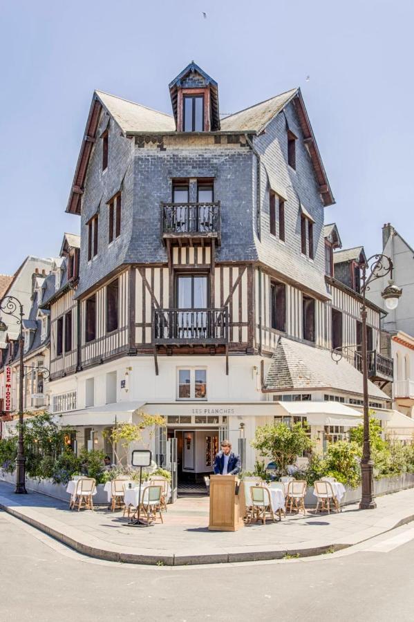 Les Tamaris - Studio With Sea View - Trouville-Sur-Mer Luaran gambar